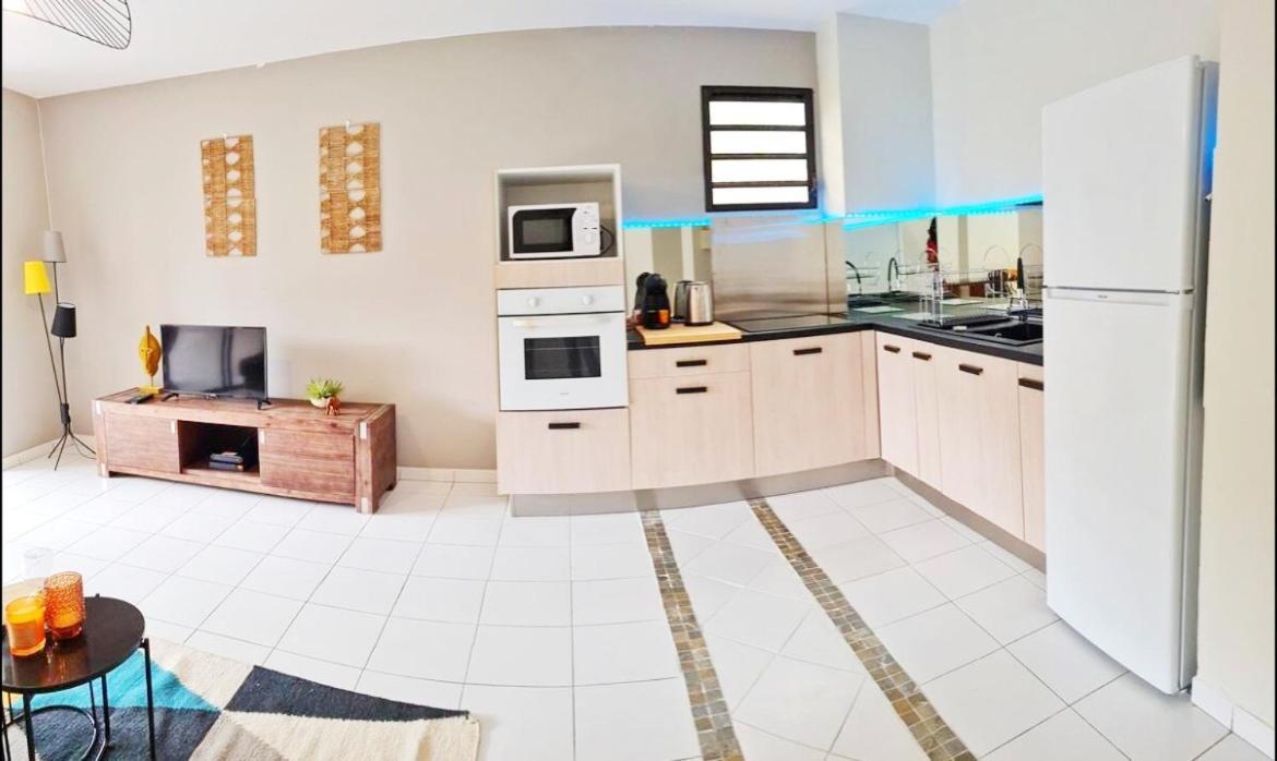 Appartement Cosy Dans Residence Avec Piscine Fort-de-France Extérieur photo